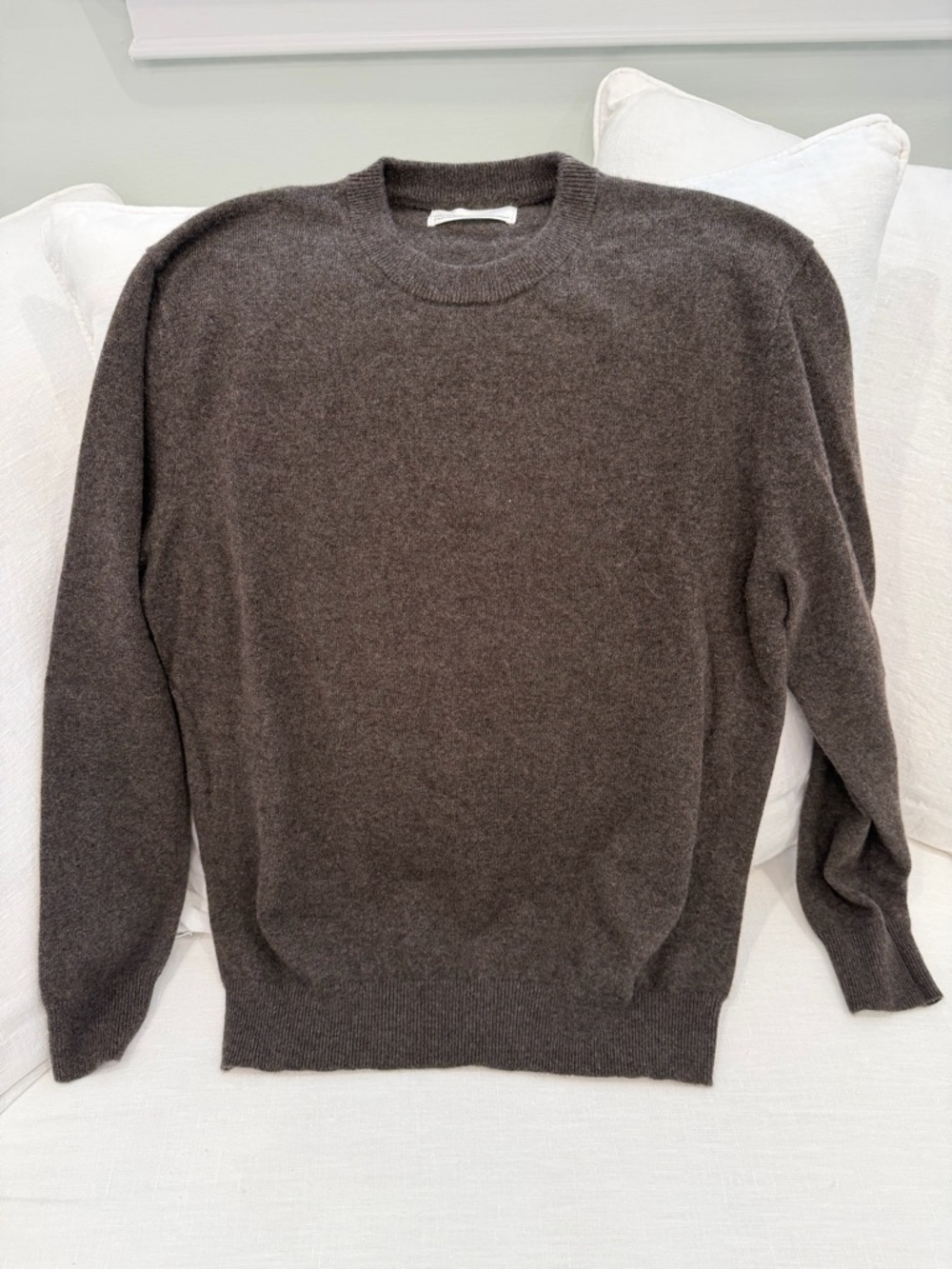 Zara Men's Crewneck Sweater in Charcoal Brown